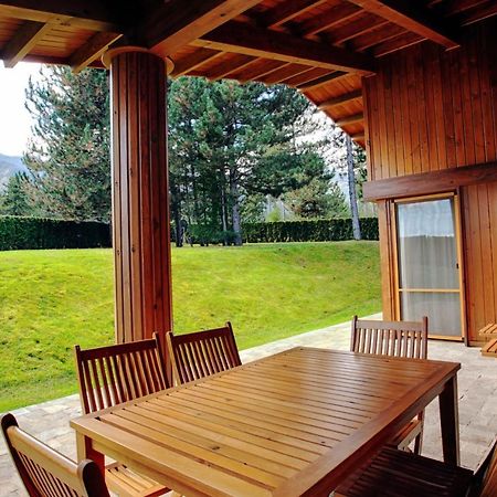 Villa Four Seasons Razlog Ngoại thất bức ảnh